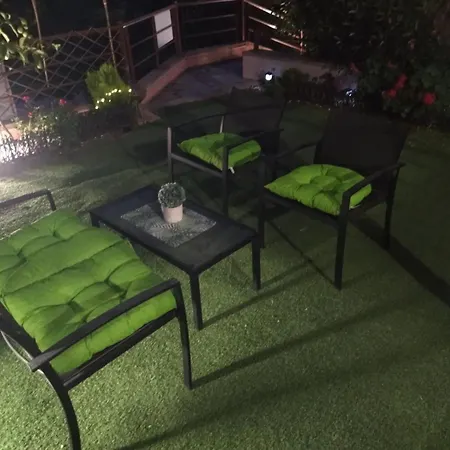 Twinstars With Courtyard And View Apartman *