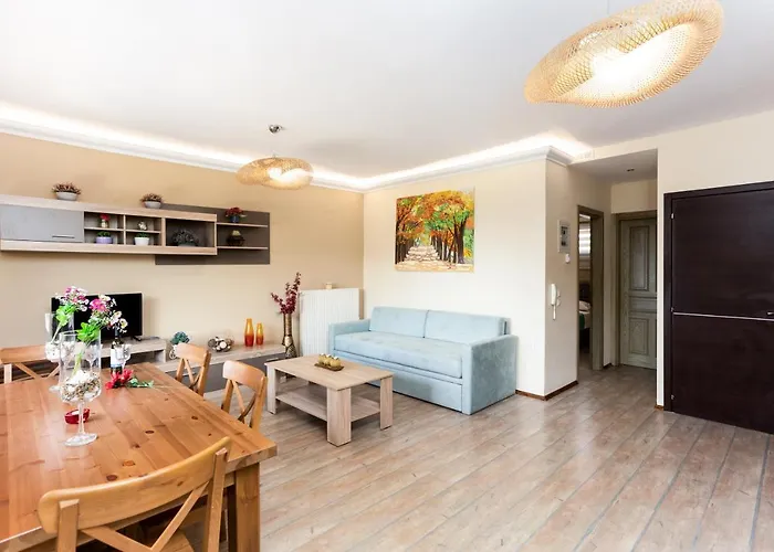 Apartman Twinstars With Courtyard And View *