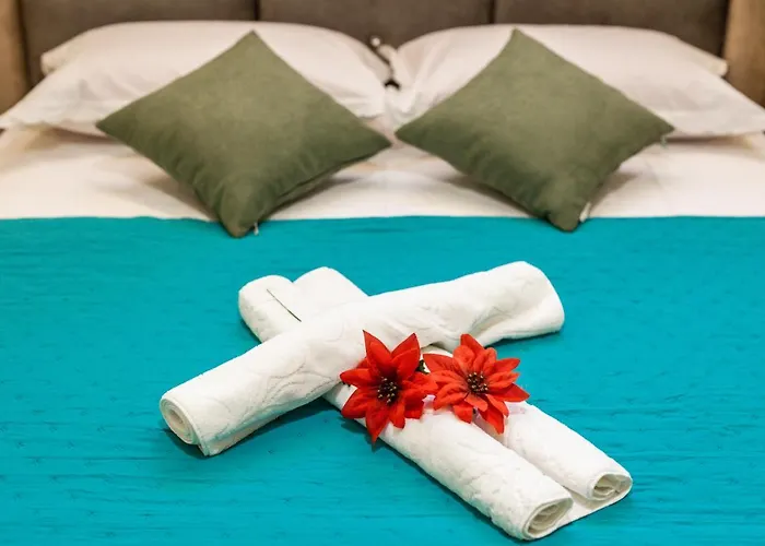 Twinstars With Courtyard And View Apartman