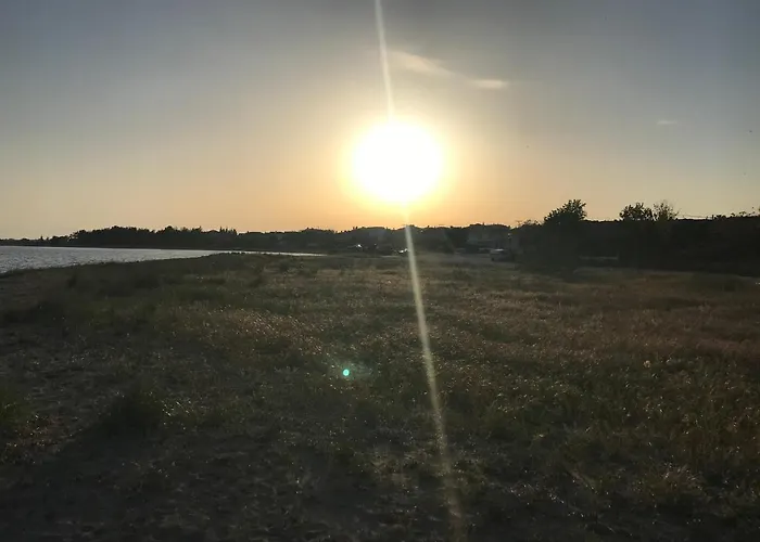 Twinstars With Courtyard And View Apartament