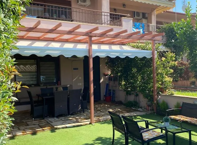 Twinstars With Courtyard And View Kalyves Polygyrou