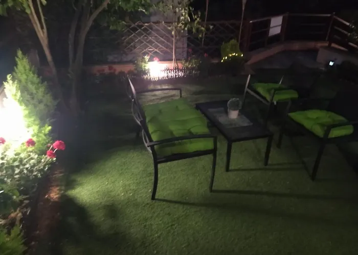 Twinstars With Courtyard And View Apartament Kalyves Polygyrou