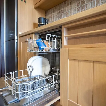 Twinstars With Courtyard And View Kalyves Polygyrou